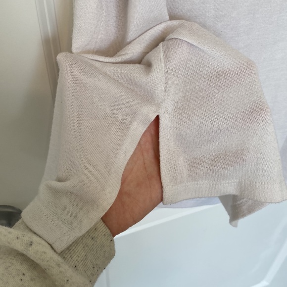 💜 5/$30 Sale: A New Day High Low Pocket Tank - Picture 5 of 5